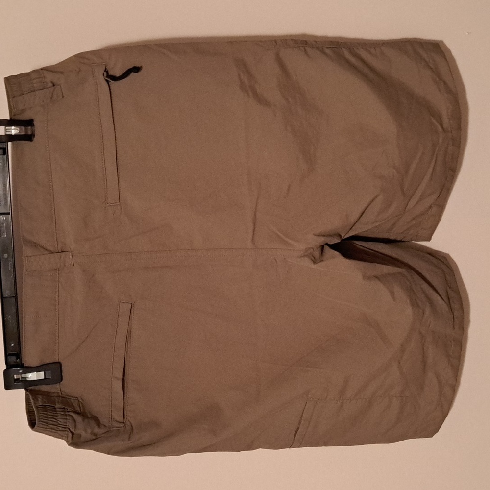 RedHead Men's Brown Cargo Shorts.  Size 36. - Picture 5 of 8